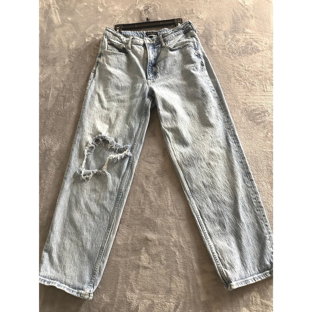 Free Assembly Womens 90s Relaxed High Rise Distressed Straight Leg Jeans Size 12